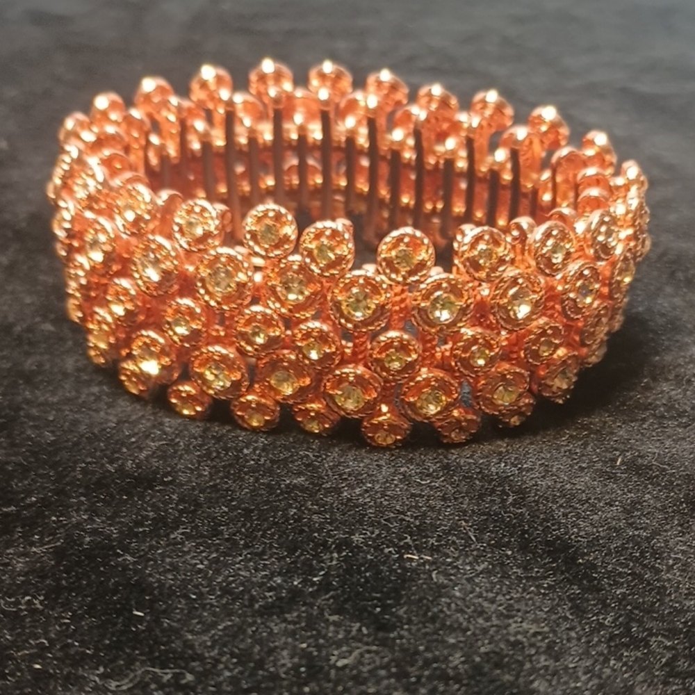 Dazzling "Rose Gold" And Crystal Stretch Bracelet